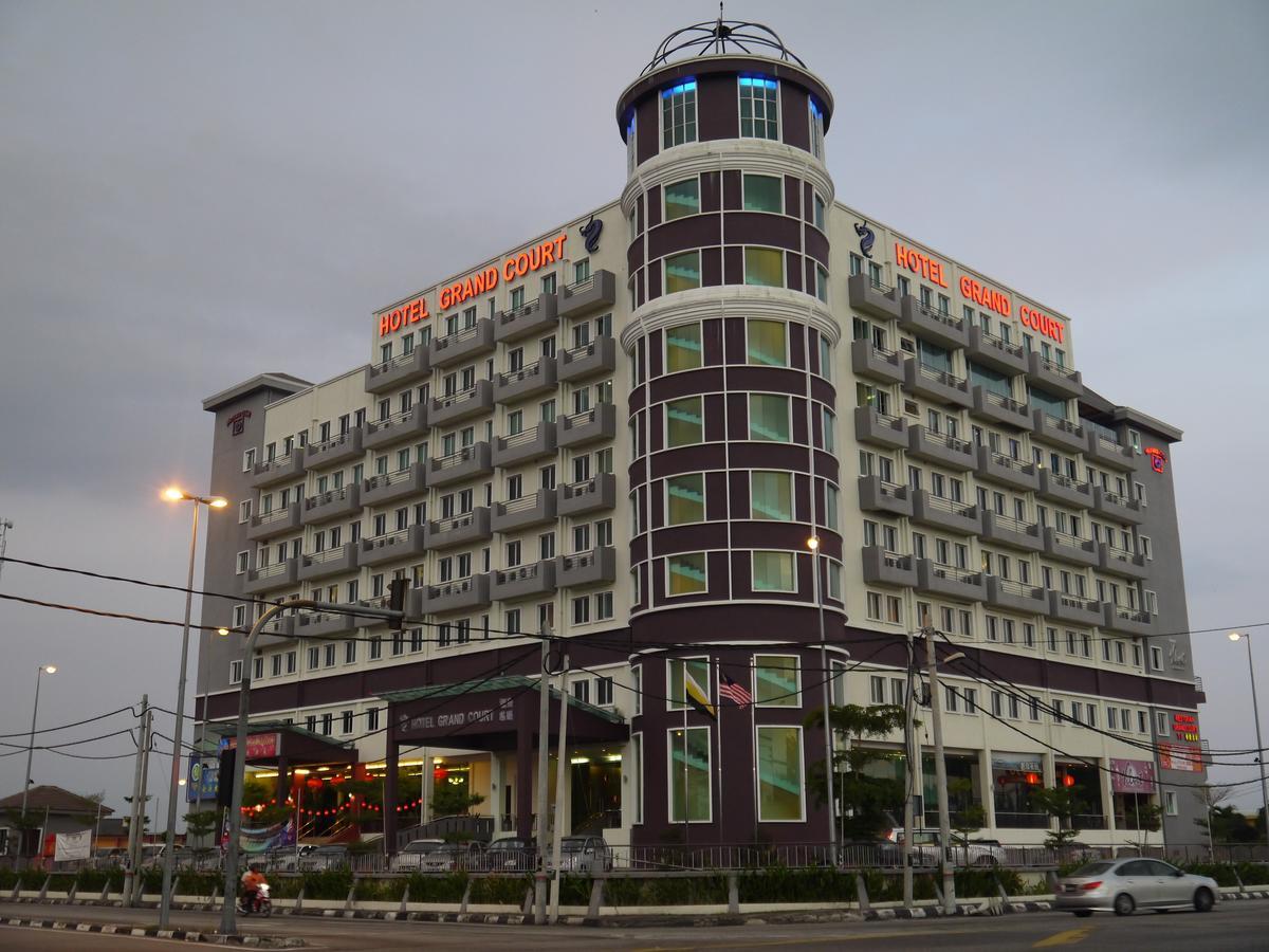 Grand Court Hotel Teluk Intan Exterior foto